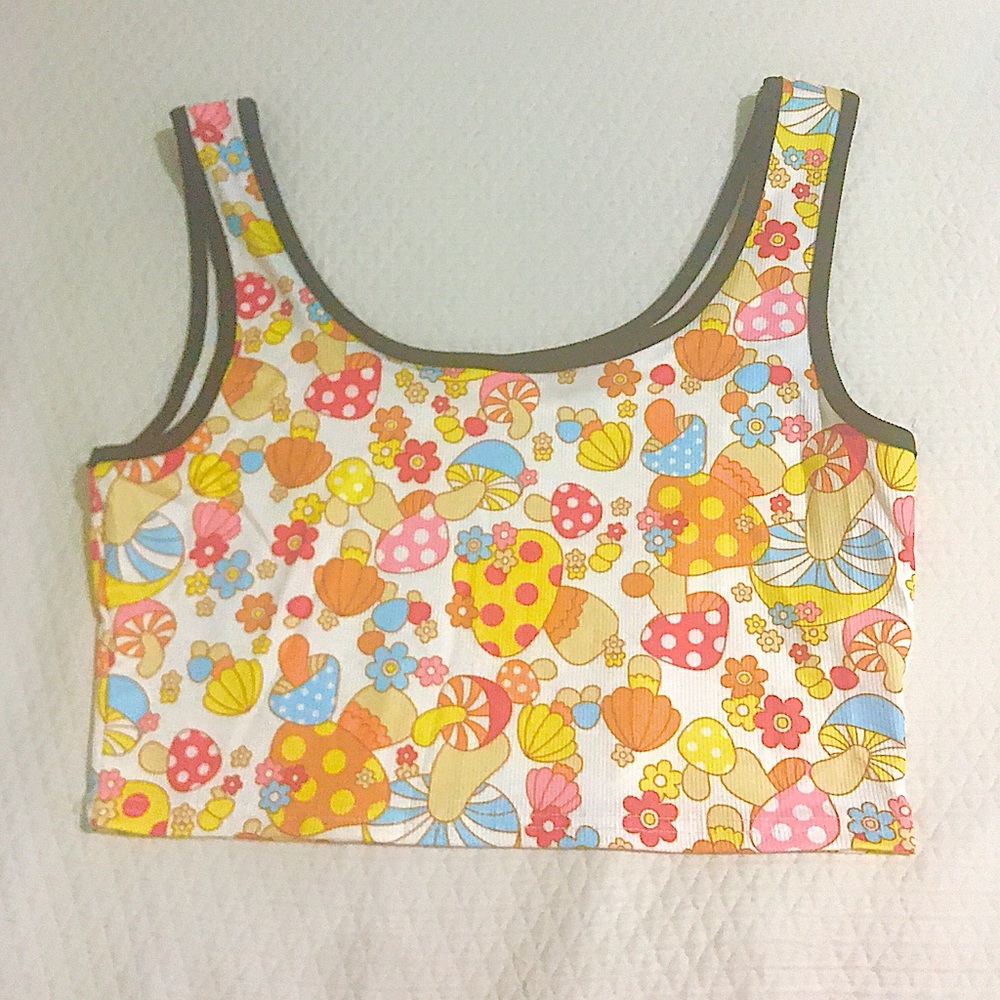 ROMWE mushroom cropped top